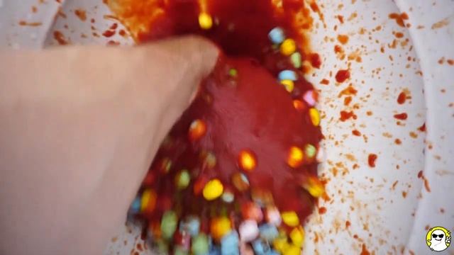 Will it Flush? Lots Of Peas Ketchup M&Ms Clog ? смотреть онлайн