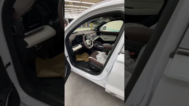 + 1 в салон Geely Monjaro #китай #машина #огонь #geelymonjaro смотреть онлайн