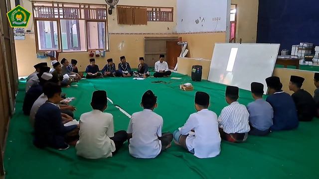 Sekilas Aktifitas Santriwan-Santriwati Ma'had Al Inhadl MTs N 2 Kendal 2024 смотреть онлайн