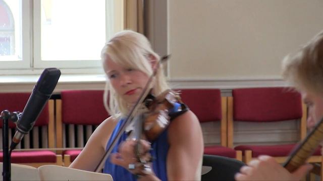 L. van Beethoven - Trio Op. 70 No. 1 in D major, "Ghost" - Trio Teos смотреть онлайн