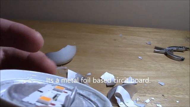 New Cree BR30 LED Bulb Teardown смотреть онлайн