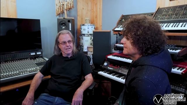 MJ’s “Beat It” Intro - Real Sound & Story смотреть онлайн