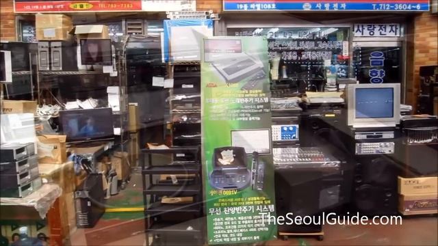 Second Hand Electronics For Sale At Yongsan Flea Market In Seoul, South Korea смотреть онлайн