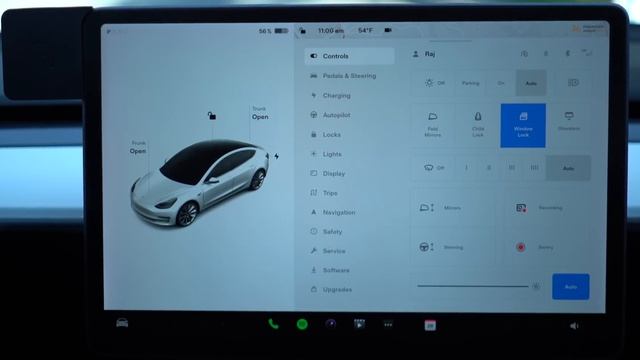 Tesla Touchscreen Tutorial v11 смотреть онлайн