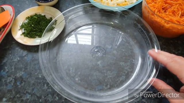 Слоёный салатик с печенью и корейской морковью...За уши не оттянешь! смотреть онлайн