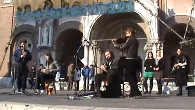 On Seven Winds: A tűz lángja смотреть онлайн