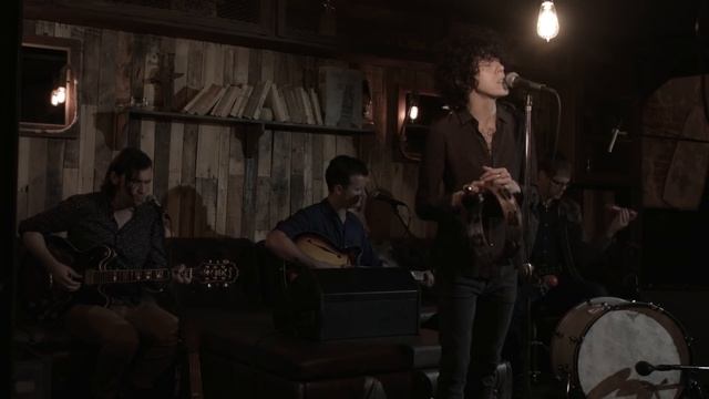 Lp - Muddy Waters. смотреть онлайн