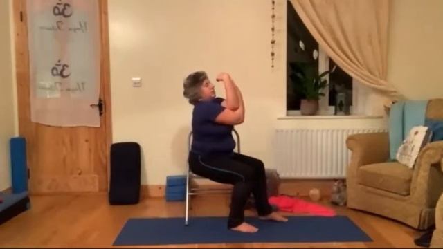Stretch and Relax - Gentle stretching exercises with Chair - Gentle Yoga Chair смотреть онлайн