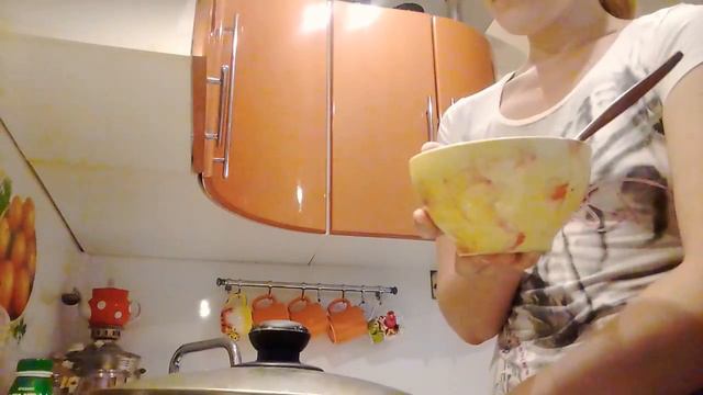 Кто знает как лучше сделать картошку пишите в комментарии! смотреть онлайн