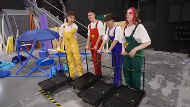 КВИНКА СЛОУМО ( @i_roblox_queen725 ) смотреть онлайн