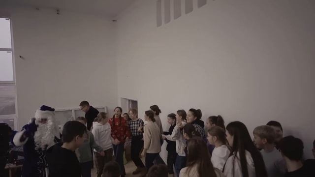 ДОНБАСС, Новоазовск, "Ёлка" в Школе. Начало. ДЕКАБРЬ 2022. смотреть онлайн