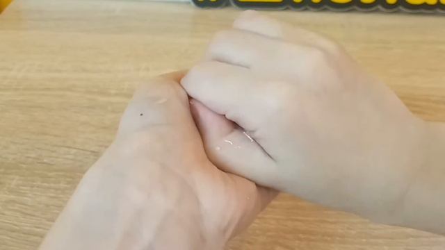 Как сделать слайм? Я теперь знаю секрет- клей и тетраборат. Смотрим до конца и ставим лайк смотреть онлайн