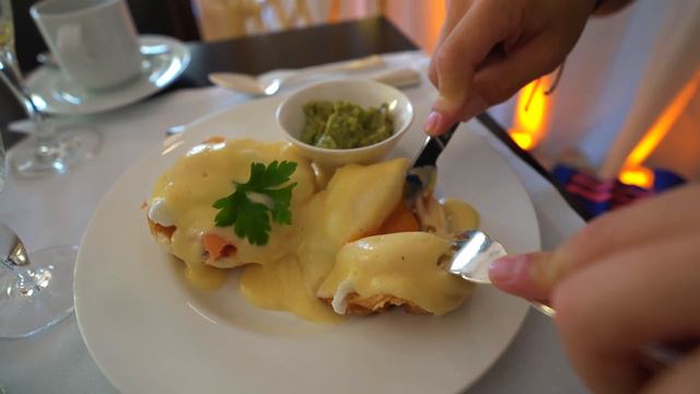El MEJOR y más LUJOSO HOTEL de CROACIA en Zagreb. Dos Locos De Viaje смотреть онлайн