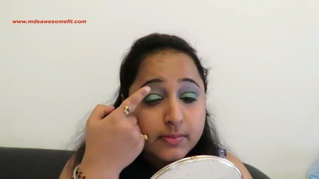 Graphic Eye Makeup смотреть онлайн