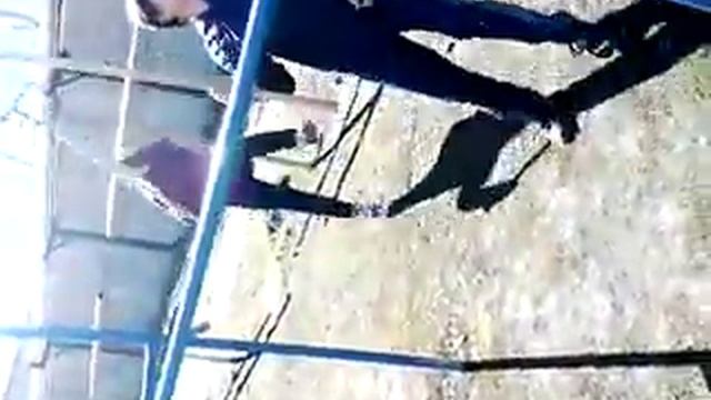 Неудачный эксперимент с граблями. смотреть онлайн