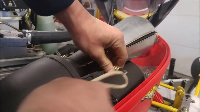 HOW TO: Remove Snowmobile Exhaust Springs Without Tools смотреть онлайн