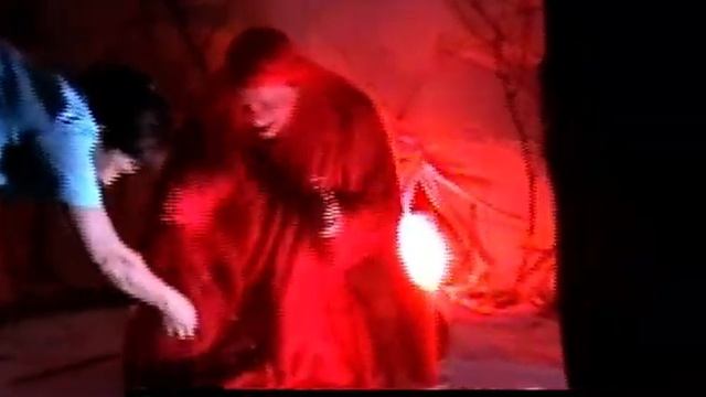 .Птица-Красногрудка" (Венгерская сказка). (Иврит. С титрами на русском языке.)" смотреть онлайн