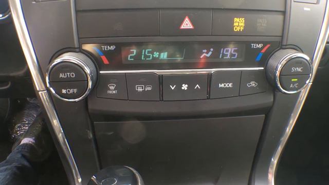 2017 Toyota Camry Hybrid LE - Brampton ON - Attrell Toyota смотреть онлайн