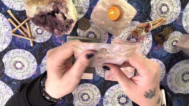 The Rose Oracle | Deck Review смотреть онлайн