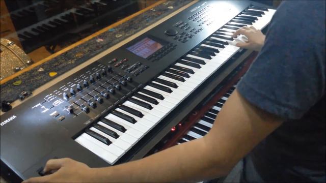 Porque comprei um motif XF #04 (Guitarra Drive + Arpejador) смотреть онлайн