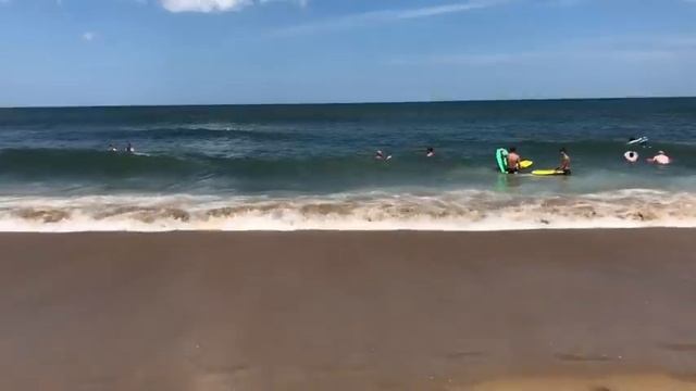 Beach Therapy смотреть онлайн