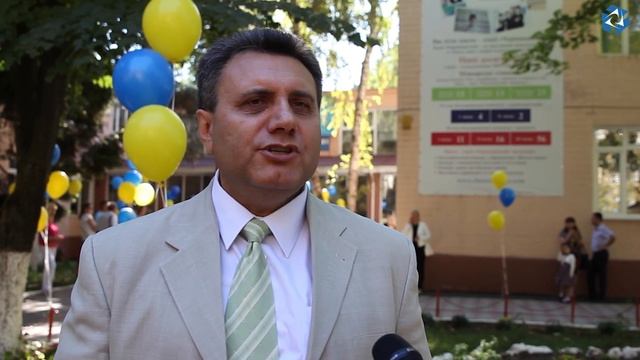 Юные одесситы отметили День знаний в Черноморском лицее смотреть онлайн