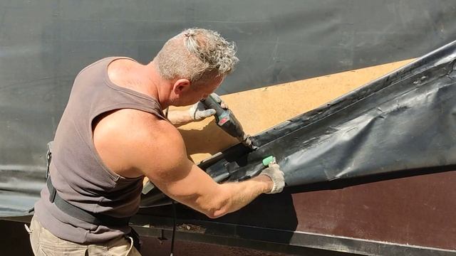 Ремонт тентов грузовых автомобилей