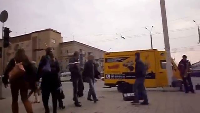 Уличный саксофонист. Запорожье смотреть онлайн