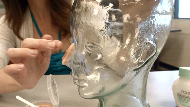 Applying Nose Putty смотреть онлайн