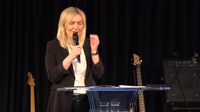 От стресса к благословению. Проповедует Индра Калныня. 25.02.2024 смотреть онлайн