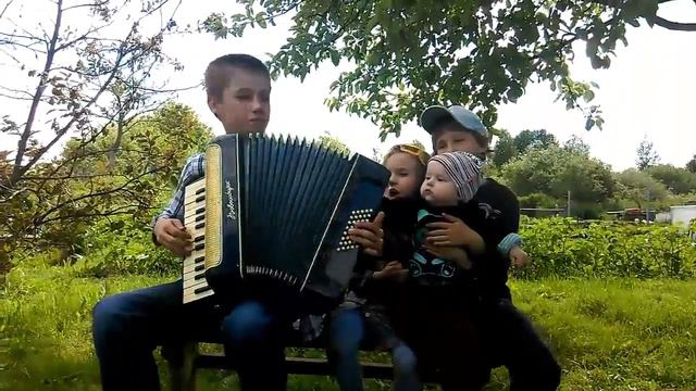 подбирай 50х50 пляшут под лайки смотреть онлайн