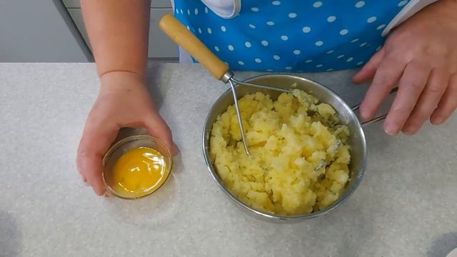 Картофельные гнёзда с грибами. смотреть онлайн
