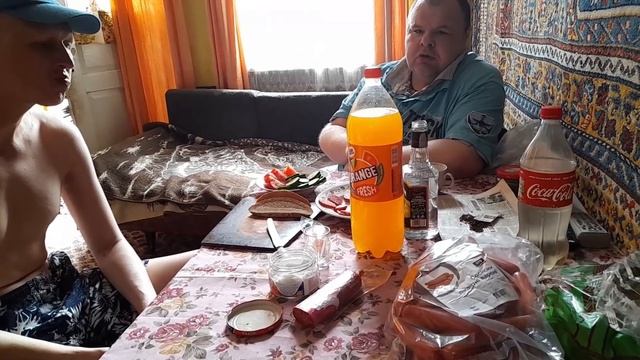 Вова Жмур — Отмечает по скромному день рождение | Духарится и благодарит донатёров смотреть онлайн