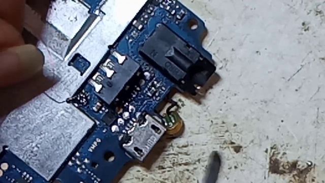 battery 🔋🌡️💯 temperature over limit смотреть онлайн