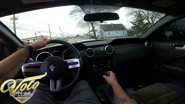 2008 Ford Mustang Virtual Test Drive at Volo Auto Museum (V19324) смотреть онлайн