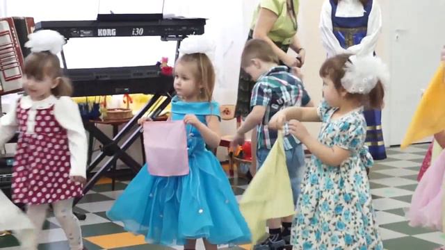 Утренник в ДС 8 марта 4 03 2015 смотреть онлайн