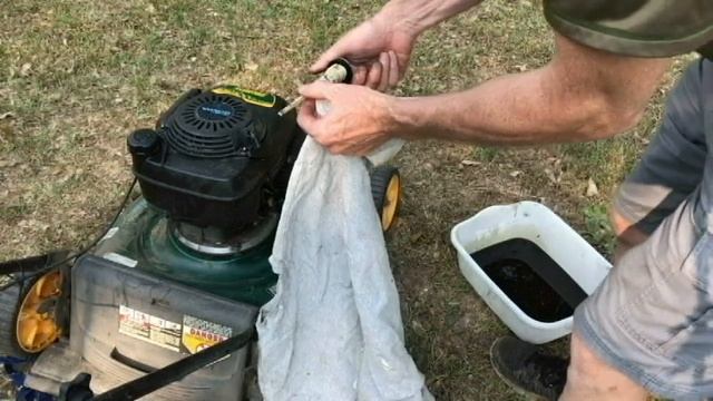 Mower Starts & Dies TOO Much Oil? BAD Stop Switch ? YardMan Honda 5.5 HP смотреть онлайн