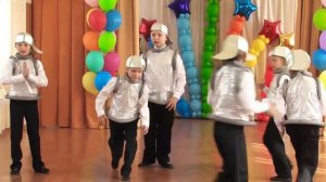 Танец на выпускной в детском саду (танец инопланетян)