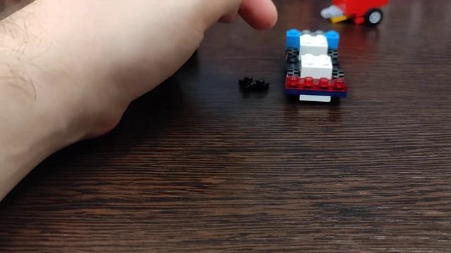 Как сделать полицейский УАЗ с запасным колесом из Lego смотреть онлайн