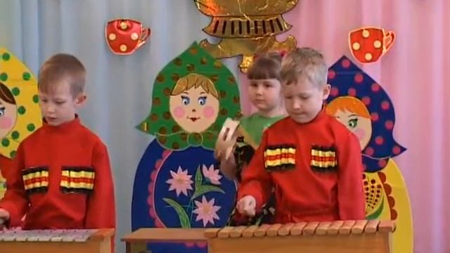 Золотые узоры России (2010 г.) Муз. руководитель и хореограф-постановщик Лукашенко О. А. смотреть онлайн