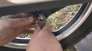 Как снять заднее колесо на мопеде Альфа