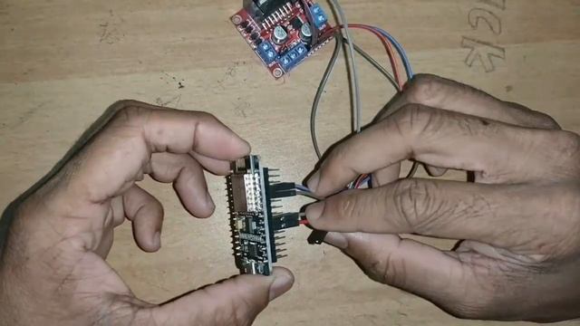 WIFI CONTROLLED CAR | NODE MCU ESP 8266 | #projects #forbeginners #nodemcu8266 смотреть онлайн