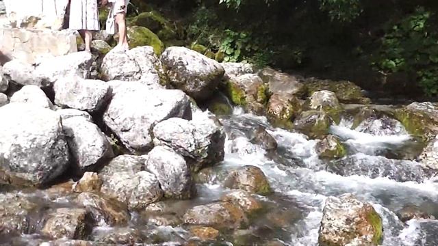 Голубое озеро. Абхазия смотреть онлайн