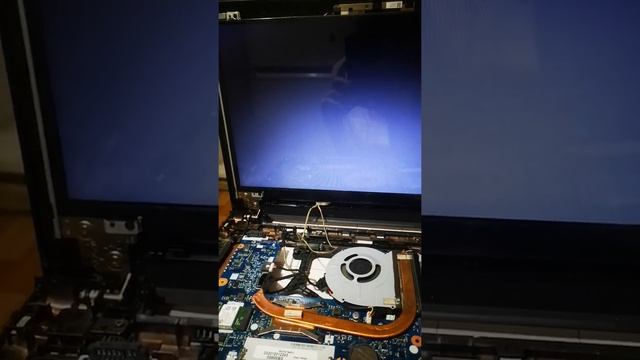 Ноутбук Lenovo G50-70 мигает дисплей смотреть онлайн
