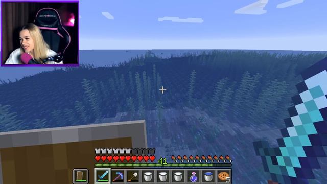 😱 ВПЕРВЫЕ НАШЛИ СЕРДЦЕ МОРЯ В МАЙНКРАФТ! КАК БЕСКОНЕЧНО ДЫШАТЬ ПОД ВОДОЙ В MINECRAFT? ✅ смотреть онлайн