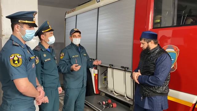 Без воды на пожар не выезжают смотреть онлайн