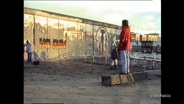 Der Potsdamerplatz 1990. Am Anfang stand nur die Mauer смотреть онлайн
