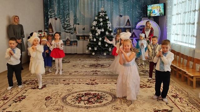 Загальний танець "Зимова казка" , старша група ??? смотреть онлайн