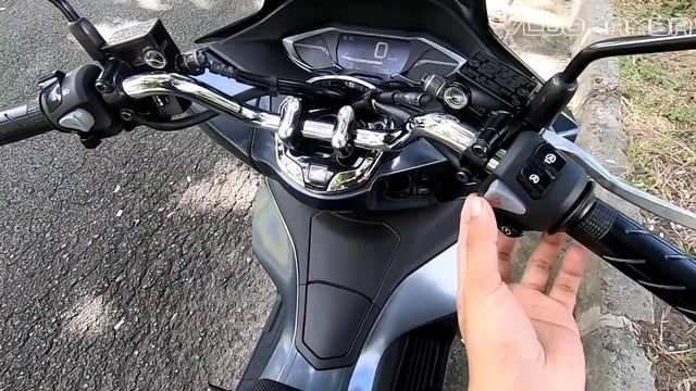 Honda PCX 160 [ CBS Version ] Quick Review !