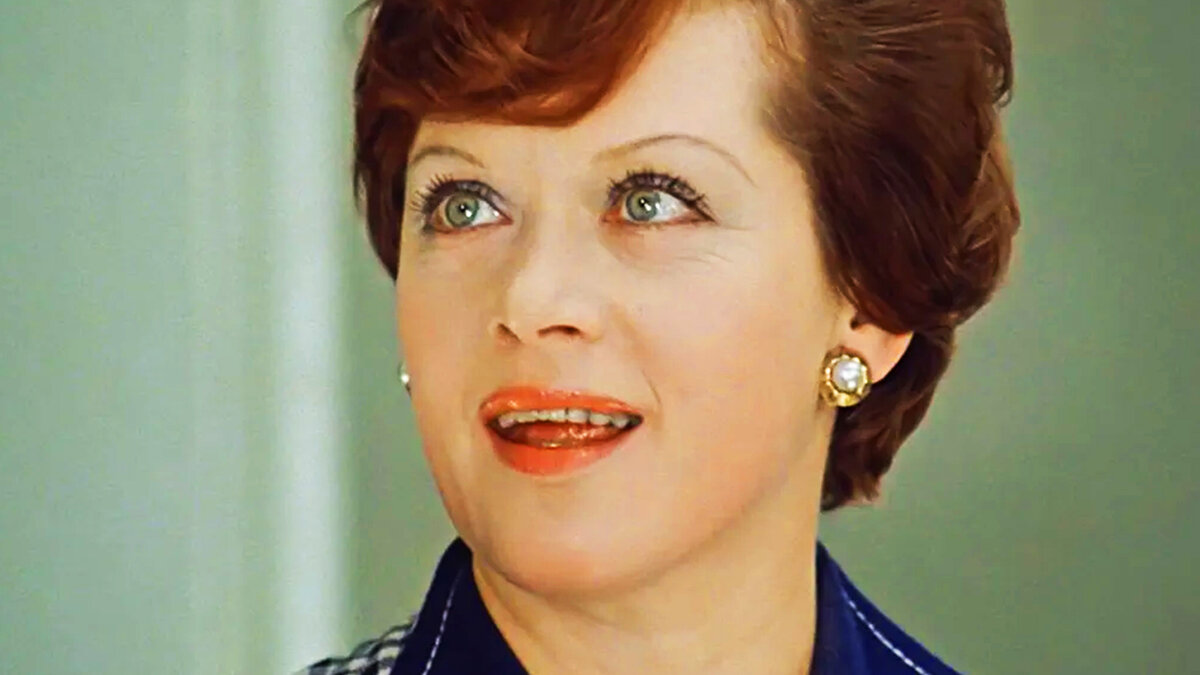 У природы нет плохой погоды (из к/ф Служебный роман). Алиса Фрейндлих. смотреть онлайн